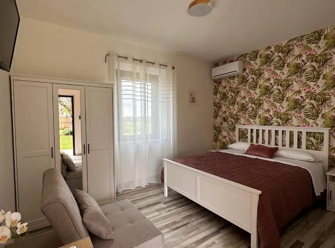 Nocleg ze śniadaniem Dimora Delle Ninfee 3*